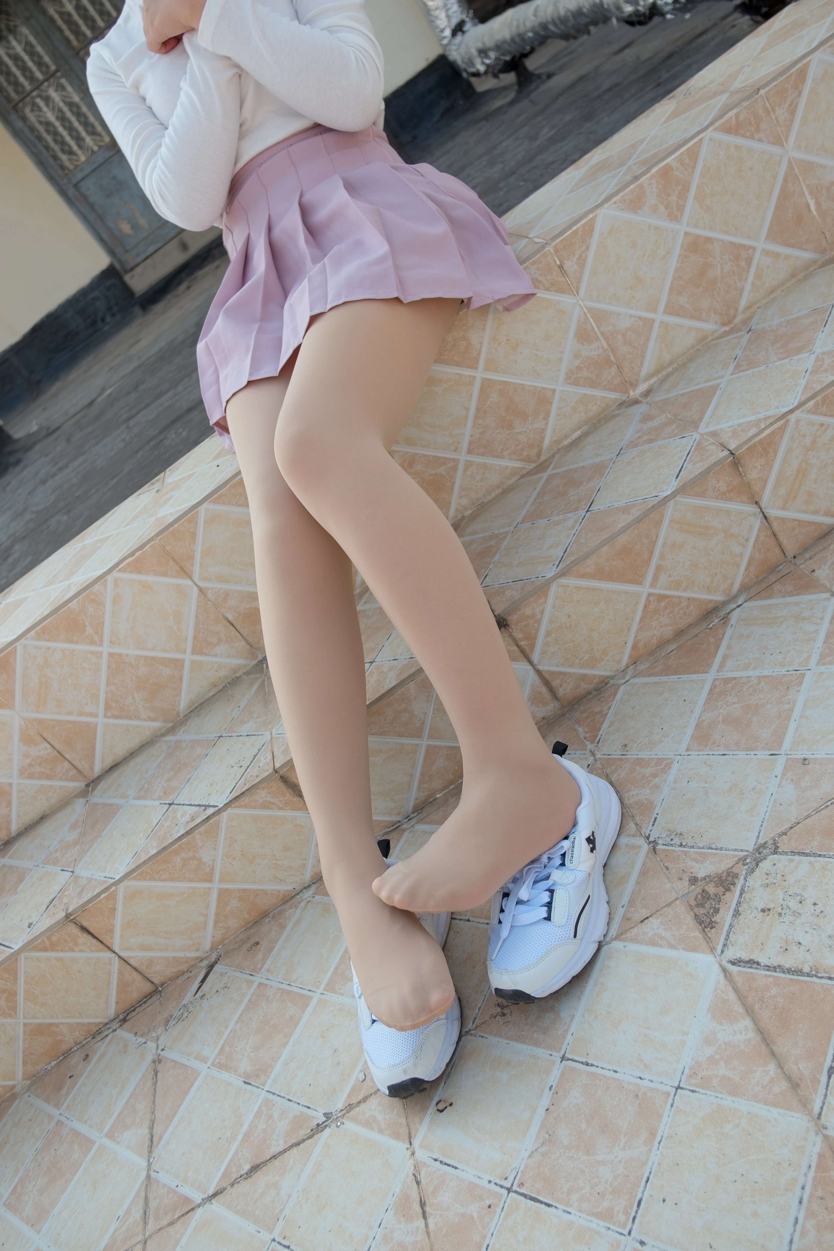 森萝财团 R15-038 [96P] 1
